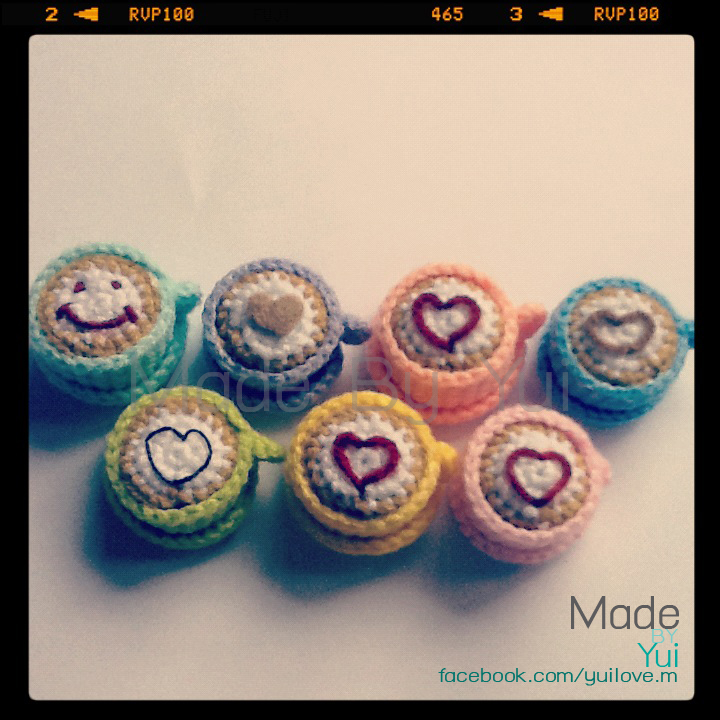 ถ้วยกาแฟคาปูชิโน่