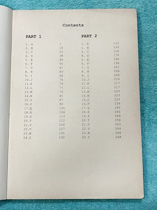 ►ครูพี่แนน Enconcept◄ Sub-Hi-So รวมศัพท์ไฮโซที่พบบ่อยในโทเฟิล เรียงตามลำดับตัวอักษร มีคำศัพท์ หน้าที่ของคำ ตัวอย่างประโยค พร้อมคำแปล หนังสือมีเขียนเล็กน้อย กระดาษเริ่มเหลืองเก่าตามสภาพกาลเวลา จำนวนหน้าครบถ้วน เปิดอ่านได้ตามปกติ หนังสือเล่มหนาใหญ่