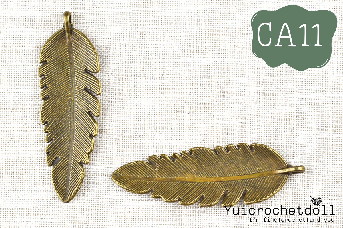 ใบไม้ขนนกใหญ่