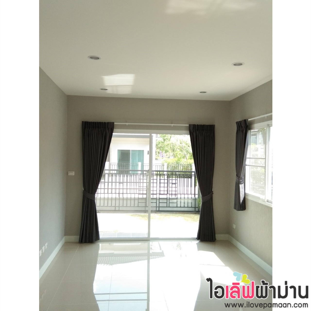 [H426] Centro รังสิต ม่านจีบ ,ม่านพับ วอลเปเปอร์