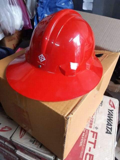 หมวกนิรภัย HARD HAT ปีกรอบ มาตรฐาน มอก. แบบปรับหมุน 6 จุด+สายรัดคางไนล่อน (แบบมีตัวล็อคตอกติดกับหมวก)