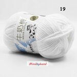 ไหมพรม Milk Cotton กลุ่มเล็ก รหัสสี 19 Ditft White