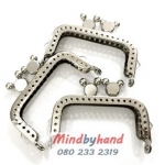 ปากกระเป๋าปิกแป๊ก 2.5 นิ้ว ที่บิดหัวมิกกี้เม้าท์ สีเงิน