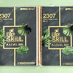 ►ชีววิทยา A-Level◄ หนังสือกวดวิชาออนดีมานด์ Upskill อัพสกิลชีววิทยา A-Level เล่ม 1-2 มีสรุปเนื้อหาสำคัญสั้นๆกระชับ เพื่อใช้เตรียมสอบ ม.ปลาย A-Level มีโจทย์เยอะมาก จดครบเกือบทั้งเล่ม จดละเอียด มีจดเน้นจุดที่ออกสอบบ่อยๆ หนังสือเล่มใหญ่ หนังสือใส่ปกสันเกลียว