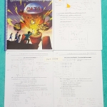 ►พี่ปั้น มธ.◄ PAT 5554 หนังสือกวดวิชา PAT 1 ปี 59 รู้น้อย แต่ 100 อัพ + ชีท 3 ชุด จดครบเกือบทั้งเล่ม จดละเอียดมาก ในหนังสือมีสรุปสูตรสำคัญเพื่อบสอบแพทคณิต อาจารย์มีเน้นจุดที่ต้องจำ ถ้าจำได้ ,เข้าใจได้หมดจะทำข้อสอบสบาย มีหลักการทำโจทย์ โจทย์ในชุดมีทั้งหมด