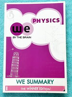 ►We Brain◄ We Summary The Winner Edition หนังสือกวดวิชาสรุปเนื้อหาฟิสิกส์ ม.ปลาย ครบทั้งหมดทุกบท รวมทุกสิ่งที่ควรรู้ก่อนเข้าห้องสอบ อาจารย์คัดเลือกสูตรที่สำคัญ รวมถึงเทคนิคลัดต่างๆแล้วนำมาจัดกลุ่มเป็น MIND MAP พร้อมเขียนคำอธิบายไว้อย่างครบถ้วน พิมพ์สีทั้ง