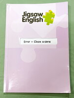 ►Jigsaw◄ หนังสือกวดวิชาครูจิ๊กซอว์ Error + Cloze ม.ปลาย เน้นฝึกทำโจทย์ด้าน Error Identification และ Cloze Test โดยเฉพาะ จดครบเกือบทั้งเล่ม จดละเอียด มีจดความหมายและวิธีการใช้ศํพท์ รวมทั้งสูตรลัดในการจำหลักไวยากรณ์แกรมม่า หนังสือเล่มหนาใหญ่ สำเนา
