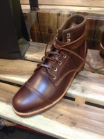 รองเท้าผู้ชาย | รองเท้าแฟชั่นชาย Brown Boots หนัง Oiled Pull Up หนังไม่ยับ ไม่แตก เวลางอขา