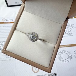 พร้อมส่งฟรี แหวนเพชรโมอีส เงินแท้925 ชุปทองขาว Moissanite Engagement Wedding Ring