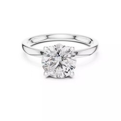 แหวนเพชรโมอีส Round Cut Hidden Flower Diamond Halo Ring