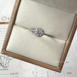 พร้อมส่งฟรี แหวนเพชรโมอีส เงินแท้925 ชุปทองขาว Moissanite Engagement Wedding Ring